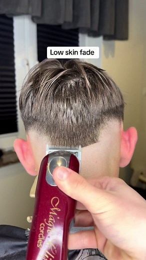 Low skin fade tutorial🥶 #freshcuts #tutorial #barber #foryoupage