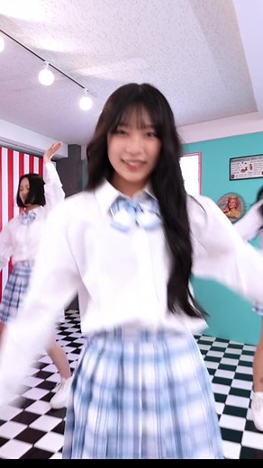 MVチラ見せ🫣 テレビ朝日「じゅん散歩」エンディング曲✨7月24日発売！「#アイドル人生！」#はいうぃろう。 #アイドル#アイドル#jk #おすすめ @おきかほ(はいうぃろう。) 🤍 @花野衣アイニー(はいうぃろう。) 💚 @七瀬めい(はいうぃろう。) 🧡 @木村月奈(はいうぃろう。) 💛 @安南琴(はいうぃろう。) 💙 @みきここな(はいうぃろう。) 💜 板花実音里🩷