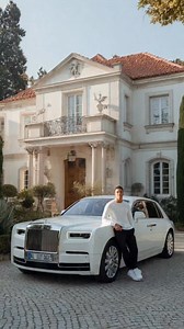 Cristiano Ronaldo's net worth has been skyrocketing over the years, and here's a breakdown of his estimated net worth from 2022 to 2025 #cr7 #fblifestyle #cristianoronaldo | online tanya