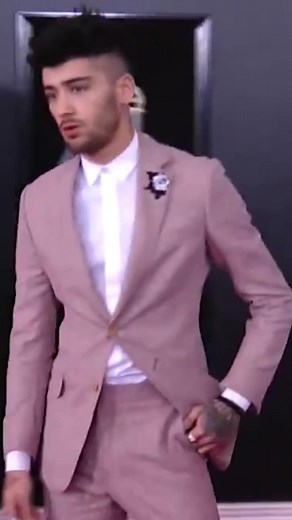 Zayn Malik's Stunning Moments at the 2018 GRAMMYs