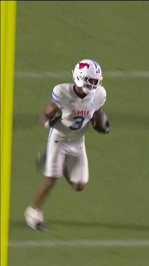 Yannick Smith breaking tackles for the score 👏 #smumustangs #smu #football #accfootball #sports