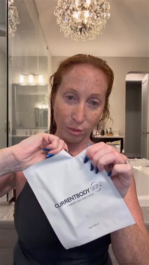 The @currentbody LED Red Light Therapy Face Mask Series 2 is definitely an investment, but so well worth it! Don’t forget to use ALLISONJ to save 10%!!! 💯 Comment “GLOW” and DM you the link. 💫 I truly cannot get over these results…and in only 2 weeks! 🤩 #CurrentBodyPartner #LEDmask #LEDSkincare #RedLightTherapy #CurrentBodySkin | allison.jacobsss