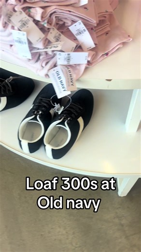 Old Navy Loaf 300s Review