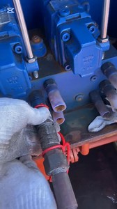 Hatch Cover Emergency Hydraulic Pump -The hatch cover emergency hydraulic pump is a backup system used to operate the hatch covers if the main hydraulic system fails. It ensures the cargo holds can still be safely opened or closed during an emergency. #Hatchcover #hydraulicpump #SEAMAN #fblifestyle | Ike Seaman TV