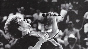 🎄Discover the story behind singer Brenda Lee’s iconic songs and explore how her early fame and life of poverty shaped her artistry across pop, rock ‘n’ roll and country. Known for her Christmas classic and Billboard hit “Rockin’ Around The Christmas Tree,” she is still a force in music today. The film features interviews with Keith Urban, Pat Benatar, Neil Giraldo and many others. | Lakeland PBS