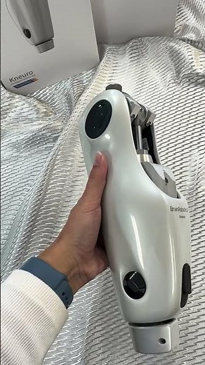 Kneuro Microprocessor Knee from Brain Robotics