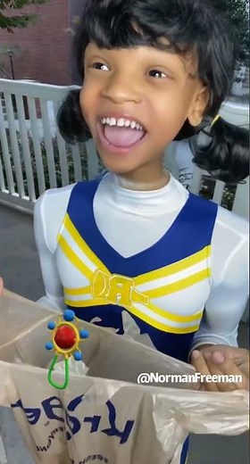 Trick or treaters go to Norman’s 😭