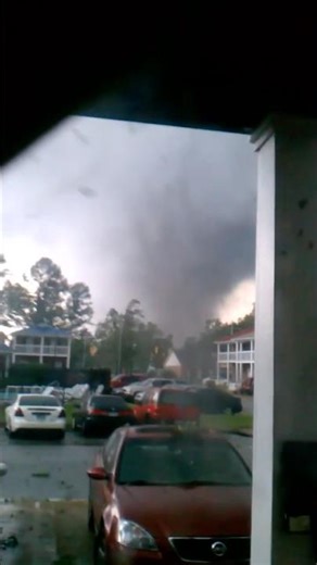 Tuscaloosa, Alabama EF4 Tornado April 27, 2011 Closeup