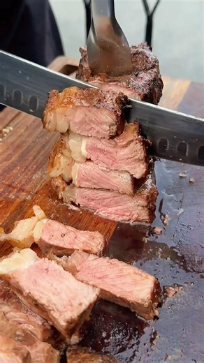 Quem aí gosta de um contra filé nesse ponto? 🥩 #churrasco #carnes #carne #contrafile