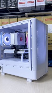 2.7K views · 15 reactions | Budget white build ⚪️⚪️ #gamingpc #PCProject #fypviralシ | PC Project | Facebook