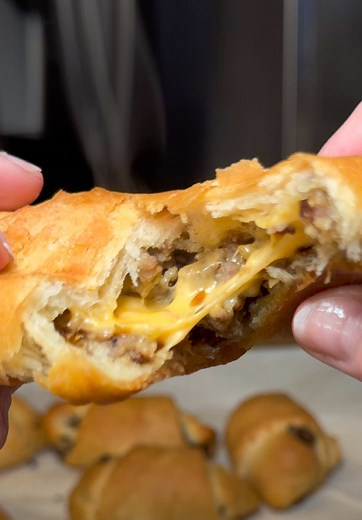 Cheesy Sausage Crescent Rolls