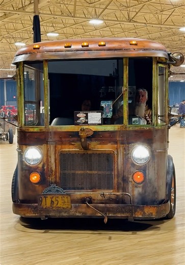 1932 Twin Coach delivery truck Classic Drive By Engine Sound Shiny Rust Hot Rod Spectacular 2025