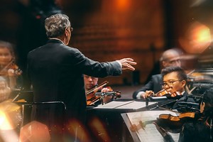 The Danish National Symphony Orchestra play Nielsen's Symphony No. 6