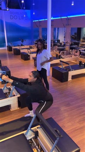 TANIKA PATEL | Travel & Lifestyle on Instagram: "Reformer days at the Aptos studio just hit different. Lengthened, strengthened, aligned… and in the best mood after ✨thank you for making me feel stronger every single time, This is such a incredible class, trust me when I say you will be addicted to going! Mention CODE TANIKA for TWO free classes! #pilates #reformerpilates @clubpilatesaptos 📸 @enr.media"