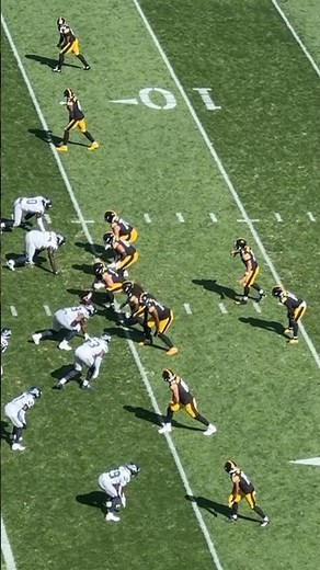 Aaron Rodgers first Steelers interception vs Seahawks