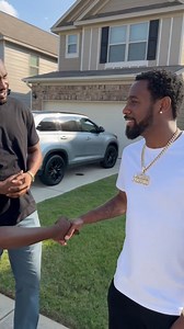 When Wayne meets Anthony’s friend Dalen #God #love #Jesus #Jesusispoppin #Jesusbeenpoppin #Kountrywayne #helpisontheway #letthatsizzleinyourspirit | Kountry Wayne