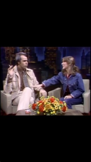 huggy | s4e6 11/18/78 Host Carrie Fisher #saturdaynightlive #snl #snlclassic | Instagram