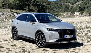 Essai vidéo - DS 7 restylée (2022) : un deuxième 7 pour confirmer