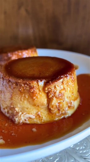 Delicious Caramel Flan: A Mini Latin Dessert