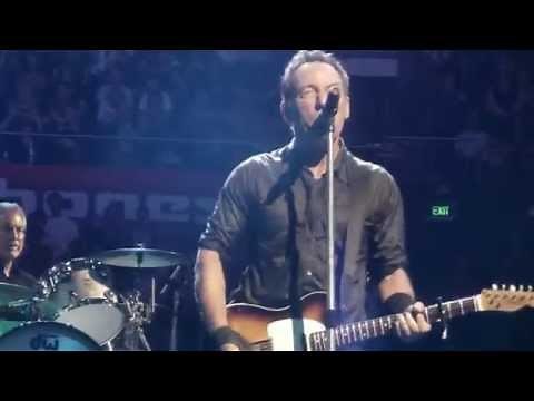 Bruce Springsteen - INXS' "Don't Change" (Sydney 02/19/14)