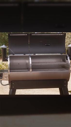 Give your family the gift of unforgettable meals 🎁 Save up to $500 and experience more heat, more stainless steel durability, and rock solid temperature control. | Recteq