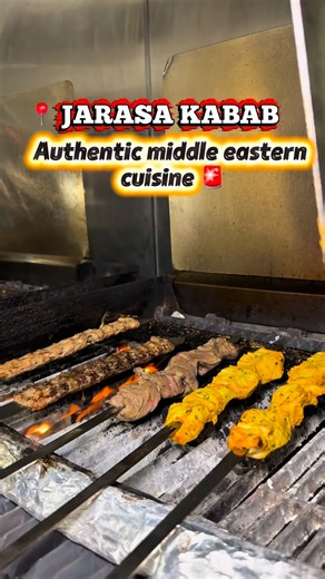 📍 @jarasakabob Tried this middle eastern hidden gem and loved it . Juicy kababs fast and friendly service . I absolutely loved thier mix grill platter , Arabic shawarma loaded fries and spicy hummus . This place is serving amazing food . What I tried Arabic shawarma Mix grill platter Pita chicken wrap Rice bowl Pistachio baklava Walnut baklava Dubai chocolate A must try Mediterranean food place. #fyp #medditeranean #food #shawarma #middleeastern #chicago #love #travel #couplegoals #fashion #blo