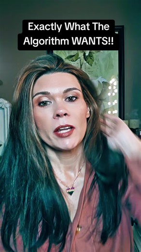 The Tiktok algorithm explained! It's a point system! You have to hit these 3 points to get your posts noticed by the algorithm and pushed out to the fyp. Have a good Hook, use S.E.O (Search Engine Optimization) words to make content searchable, and use C.T.A (CALL TO ACTION) to make sure your viewers are engaging on your content. #smallcreator #tiktoktips #searchengineoptimization #algorithm #smallcreators