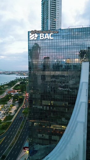 Impresionante video aéreo de la Ciudad de Panamá desde un drone