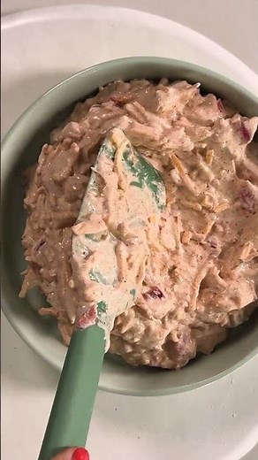 Boat Dip Makes the Perfect Beach Dip