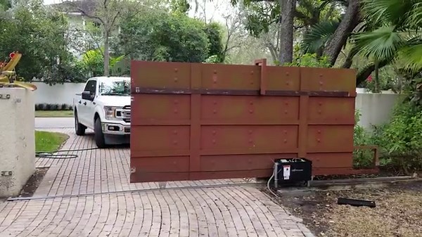 Residential Powermaster Slide Gate Opener Installed on 19FT Gate | Gate Motors Unlimited