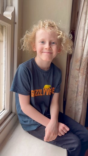 34K views · 913 reactions | Arthur 戮 explains the worldwide tradition of April Fool’s Day! What do you call it where you’re from? 樂 #spring #april #aprilfools #aprilfoolsday #nature #naturelearning #kids #wildlings #foraging #forager #aprilapril #aprilfish #primaaprilis | The Grizzly Forager | Facebook