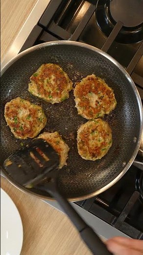 The SECRET To Juicy Burgers You Didn’t Know You Needed!
