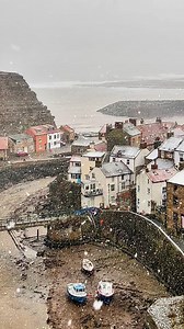 753K views · 25K reactions | Winter scenes from recent years across Whitby, the North Yorkshire Coast, and the Moors. The region is truly magical when it snows. Who's hoping for a white Christmas this year? ❄️☃️ This video has been created by our friends The North Yorkshire Gallery Whitby  | The Whitby Guide | Facebook