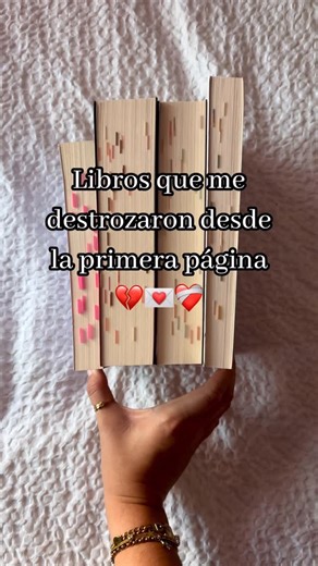 🖤𝐀𝐑𝐀🖤 on Instagram: "🦋Prepárense para estos libros porque…🥹🥹 Tags: #Bookstagram, #Libros, #AmantesDeLosLibros, #Lectura, #Bookworm, #LibrosRecomendados #Lectores"