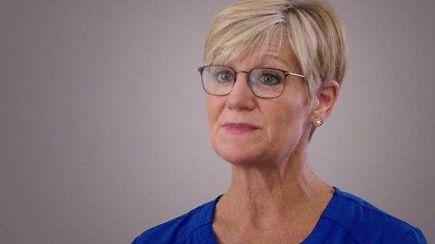 Tranquility Bariatric Disposable Briefs 3X-Large with Peach Mat Core for Dry Skin, Odor Control & Max Comfort, Secure Kufguard Technology, Latex-Free, 34oz Capacity, 32ct Case