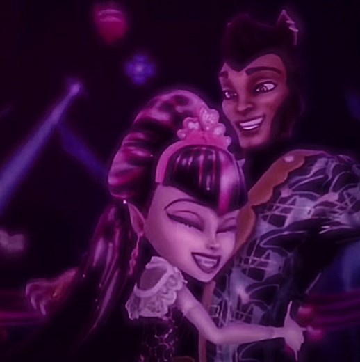 Draculaura and Clawd Wolf: A Love Story | Monster High Edit