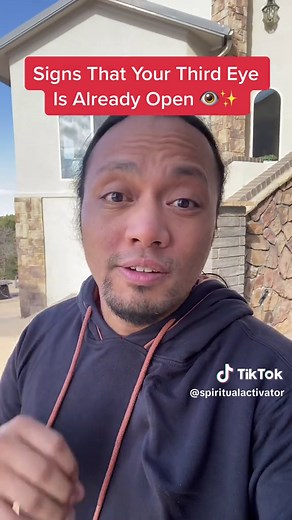 Signs Your Third Eye Is Already Open: 7 Key Indicators