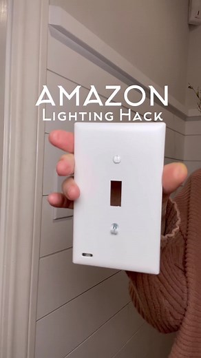 Never be caught in the dark again searching for the light switch! Just swap out your existing switch plate for this one with built in LED night light. Installs in seconds…and automatically turns on when the light goes off! #amazonhome #amazonhomefinds #amazonmusthaves #homehacks #amazonaffiliate #lighthack