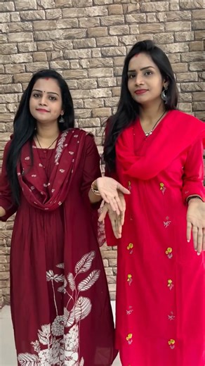 Srivalli Collection on Instagram: "🤭🤭🤭 #trending #onlineshopping #srivalli #fashioninsta #fashionstyle #dailywear #wholesale"