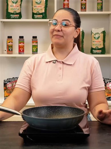 Arroz con Pollo Fácil: Receta Clásica para Celebraciones