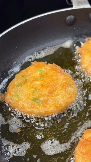 Racy Cook on Instagram: "Potato Snacks Asmr #reels #viral #food #trendingreels #cooking"