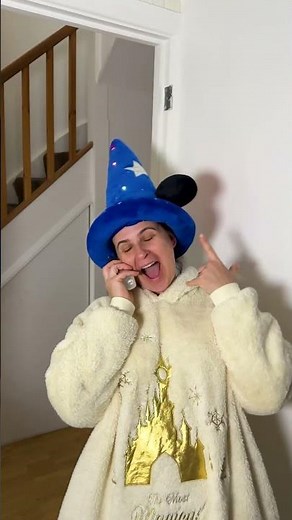 Recreating One of the Most Iconic Ghostface Scenes! 👻🎬 Halloween Fun