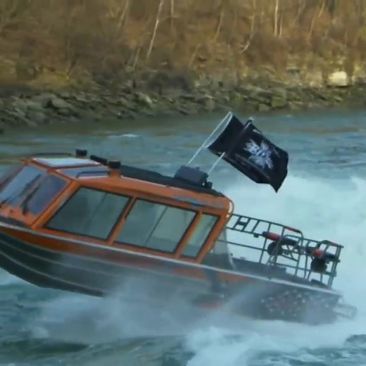 28ft BWC twin vs Niagara Falls 😎 #AdrenaHolics #boats #jetboats #boating #riverboat #boat #rapids #epic #adrenaline #adrenalinejunkie