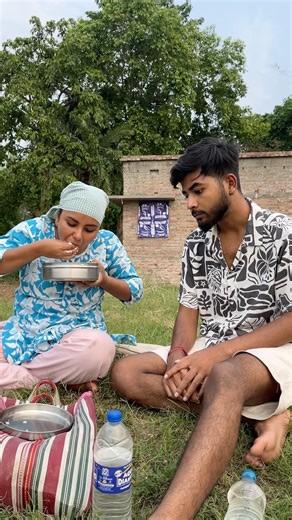 পরিস্থিতির খারাপ হলে কত কিছুই না করতে হয় ❌