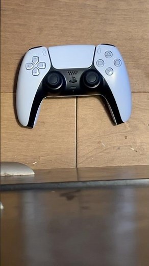 Evolution of PlayStation controllers (1994)(2020)