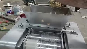 Small Mini Soap Production Line Equipment, Soap Making Machine 100kg/h Capacity