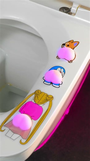 TOILET CHILL? NOT WITH THIS DOG GADGET! 🐶❄️ | A Comfy Solution #shorts