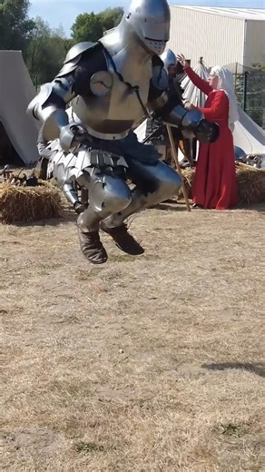 Plate Armour Too Heavy to Move? Watch THIS! 🤸‍♂️ Jehan des Quesnes Proves It