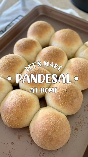 Mo ♡ Pen🍴☕️ ✈️ Food | Lifestyle | Travel | Easy pandesal recipe to make at home! 😋 The start of a bread making series! Pandesal is a staple bread roll in many Filipino households... | Instagram
