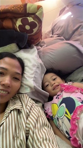 Babies learn to imitate their mothers' sleep patterns.